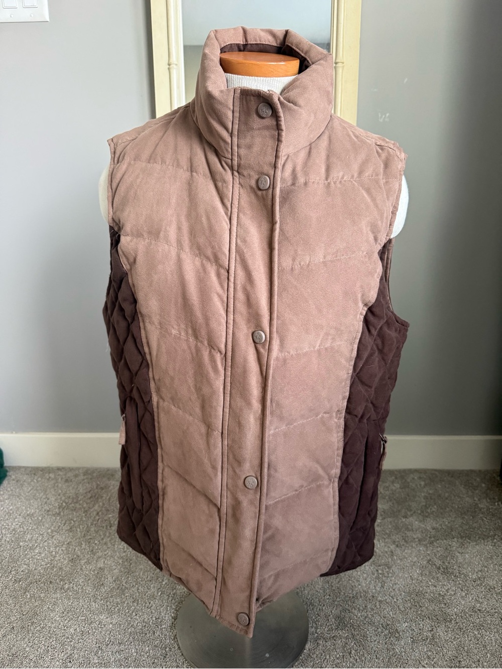 Outback Trading Co. "Snow Mountain" Down Riding Vest, large women’s EUC